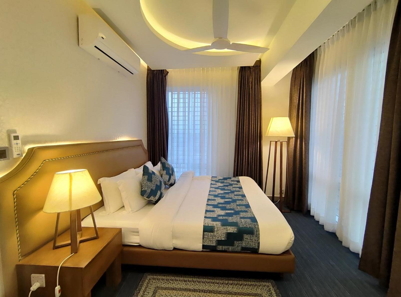 Hotel Royal Cox'S Bazar Extérieur photo