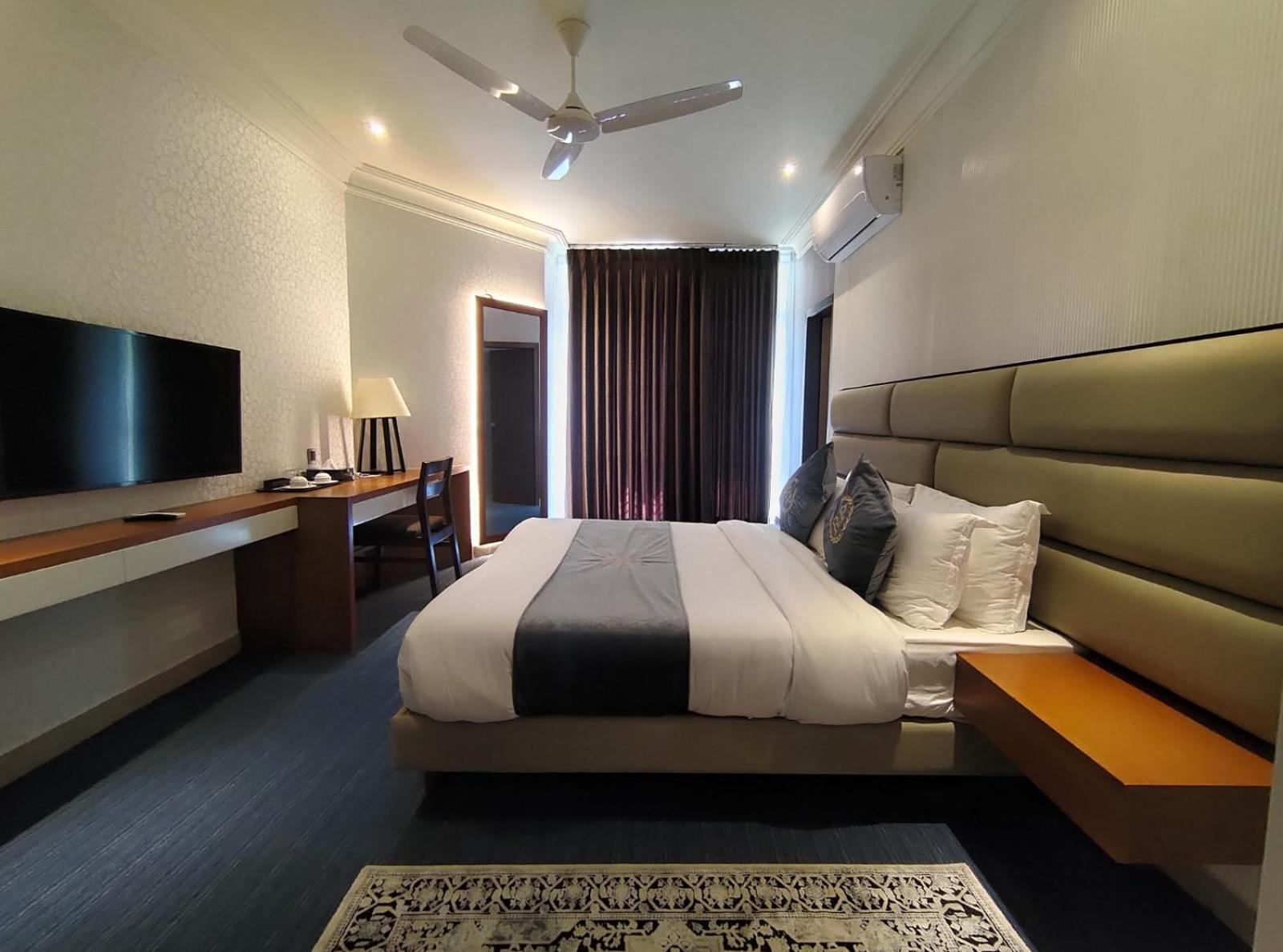 Hotel Royal Cox'S Bazar Extérieur photo